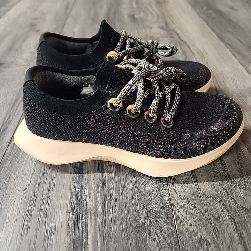 Allbirds Wool Runners Women’s Black Orange Merino Wool Lace-up Shoes Size 7.5 - Picture 2 of 8